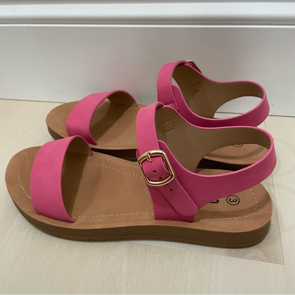 NIB Soda Girls Size 3 or 5 Kids Pink Plenty Ankle Wrap Buckle Sandals